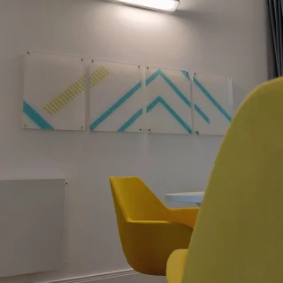 Acrylic glass signs with customized print in a waiting room