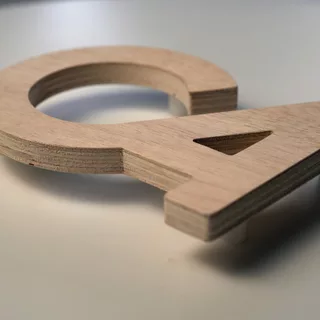 Unbehandeltes Holz für Innenanwendung auch gut für Mooswände einsetzbar