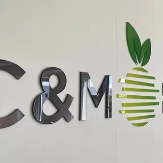 Unternehmenslogo C & M Food Logistic aus Acrylglas