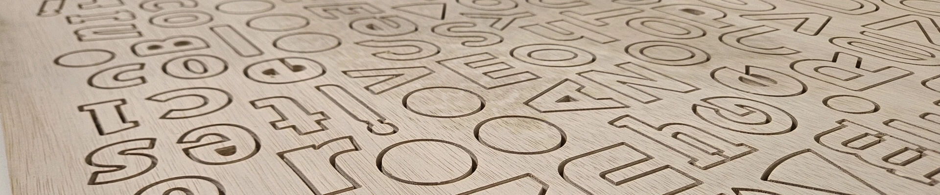 Detail wooden letters